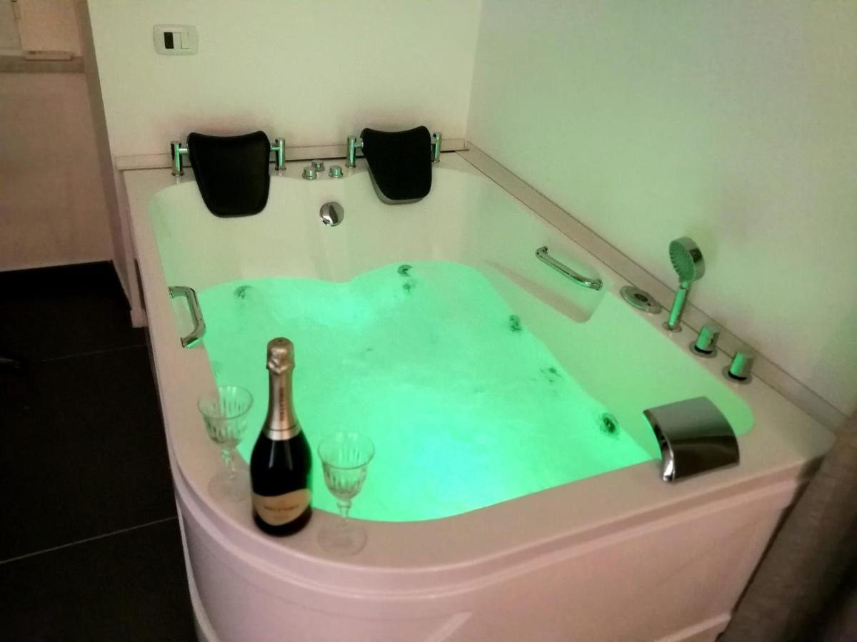 Lombardi Luxury Home ナポリ エクステリア 写真