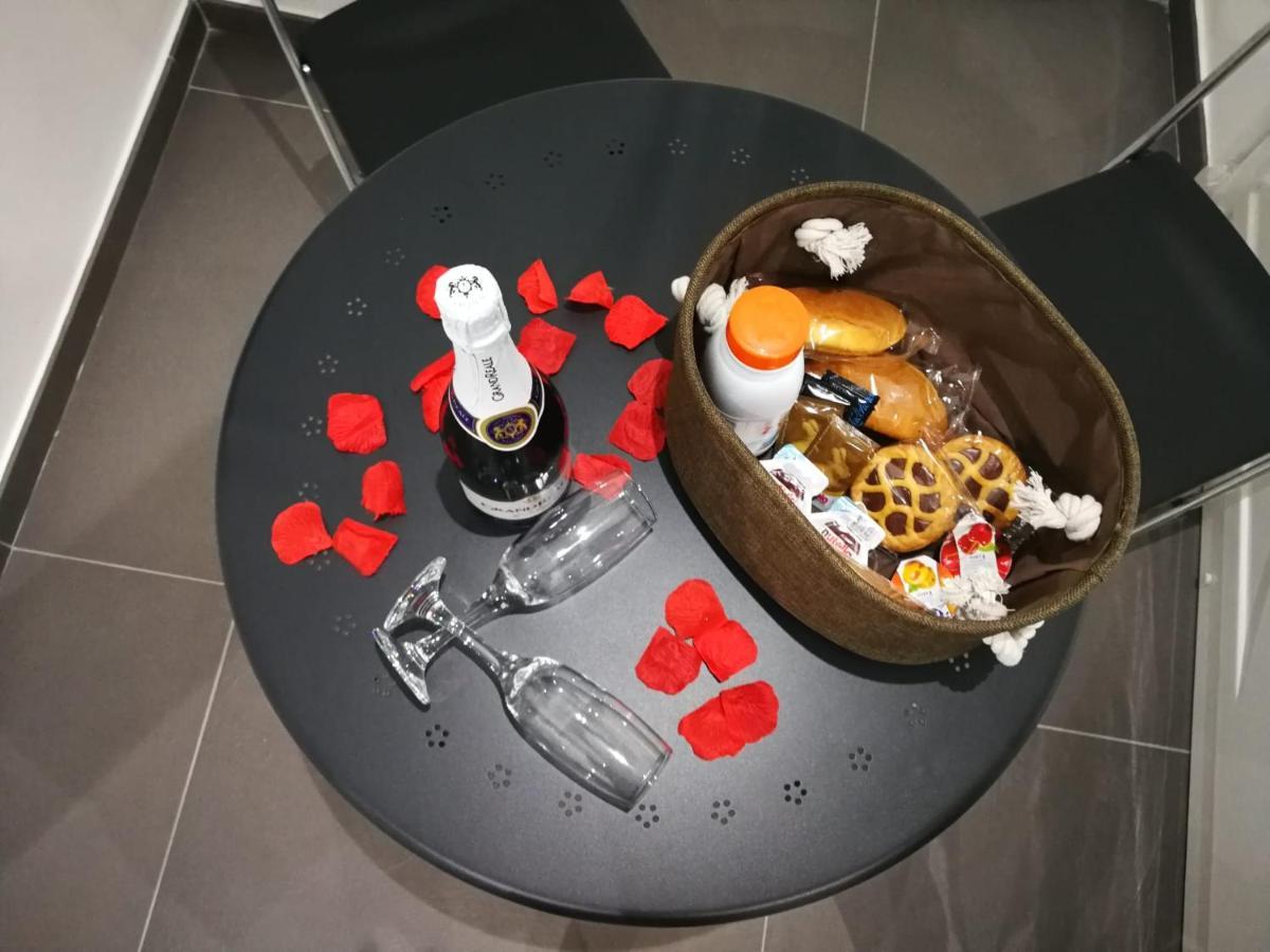 Lombardi Luxury Home ナポリ エクステリア 写真